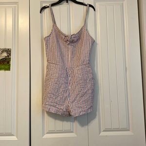 Vineyard Vines red, white and blue jumper. EUC